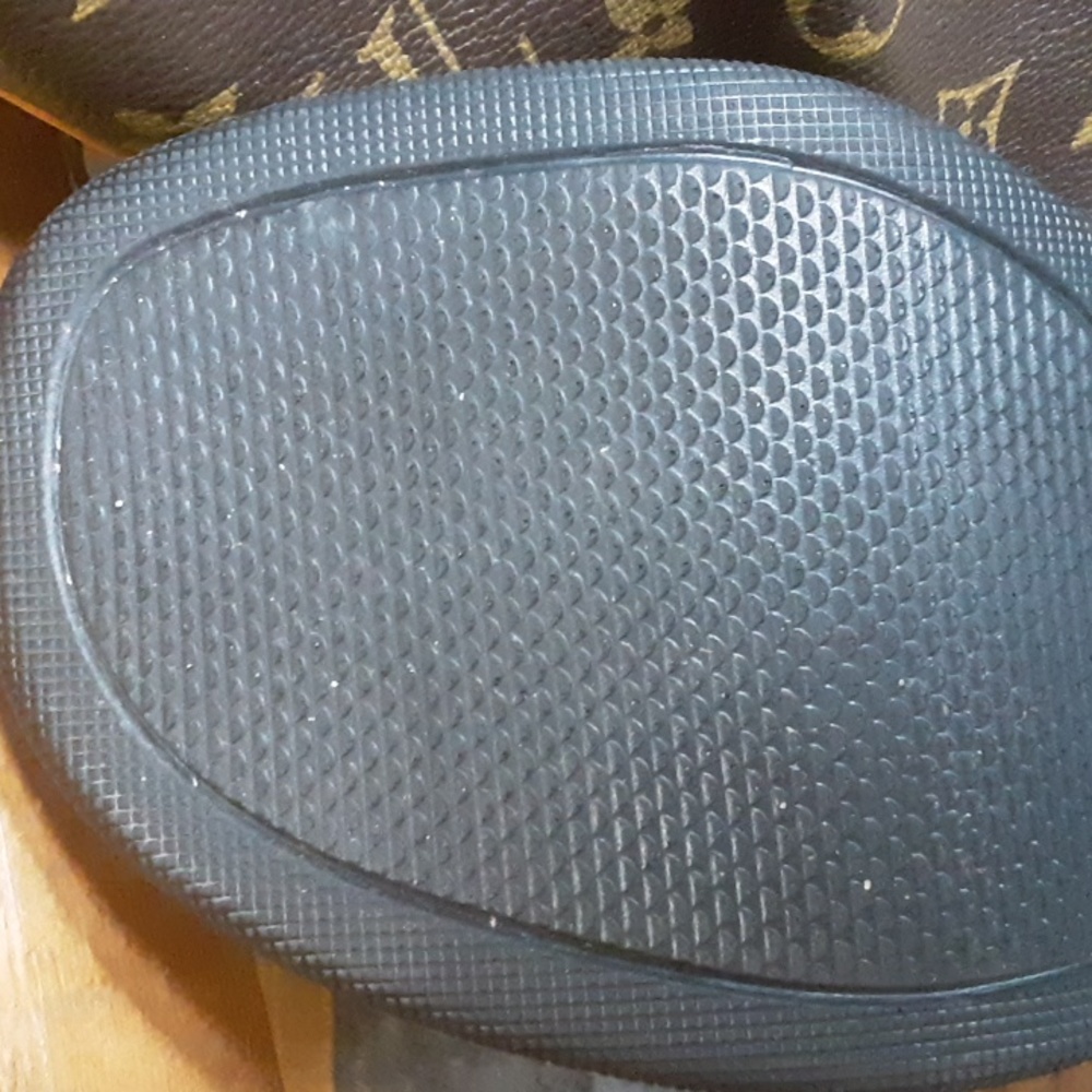 Dansko Shoes - Picture 8 of 10